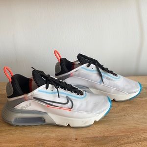 Nike Air Max 2090 Sneakers